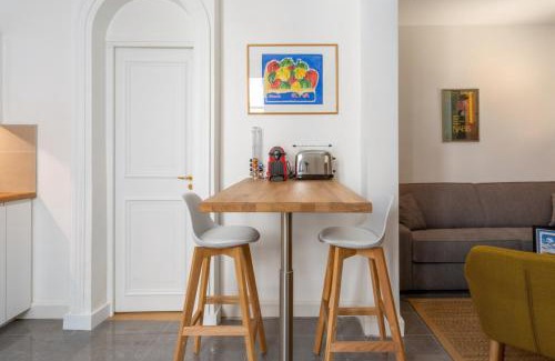 Quartier de la Place-Vendome Apartment | Appartement du Marché St Honoré - Welkeys