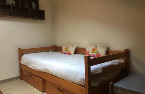 Toul Apartment | Appartement Duplex Confortable au Cœur de Toul avec Parking, Climatisation et Proche Gare - FR-1-584-60
