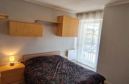 Meschers-sur-Gironde Apartment | Appartement Ensoleillé avec Terrasse et Parking au Centre de Meschers, Proche Plages et Commerces - FR-1-550-38
