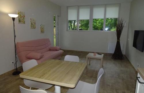 Montlouis-sur-Loire Apartment | Appartement Esprit Nature à Montlouis sur Loire
