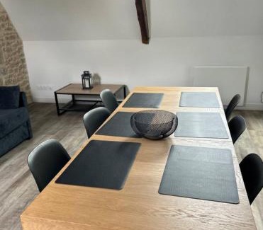 Trevieres Apartment | Appartement en duplex Trevieres 3 eme étage