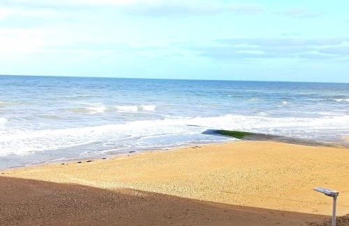 Bernieres-sur-Mer Apartment | Appartement en bord de mer, 4 pers, Bernières-sur-Mer - FR-1-746-26