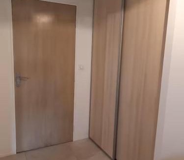 Villers-sur-Mer Apartment | Appartement en rez-de jardin à 50m de la mer!