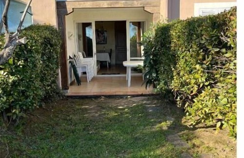 Les Restanques Apartment | Appartement en rez de Jardin vue mer sur le Golfe de Saint Tropez
