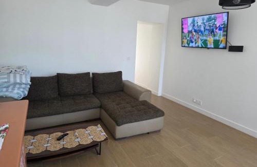 Aix-en-Othe Apartment | Appartement entier de 67 mettres carrés