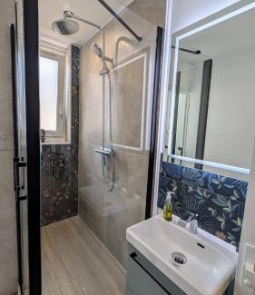 Centre-Ville Apartment | Appartement entier rénové Pontoise centre