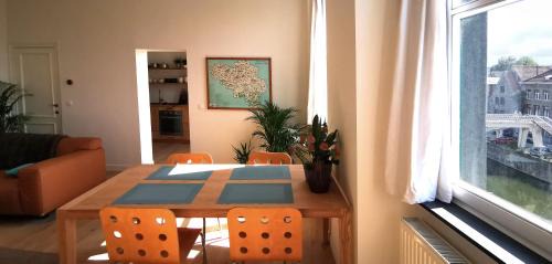 Tournai Apartment | Appartement et parking privatif le long de l Escaut
