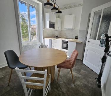 Perralliere Apartment | Appartement F2 à Villeurbanne