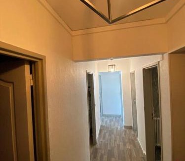 Saint-Cyr-l'Ecole Apartment | Appartement familial Wifi Netflix Amazon Prime