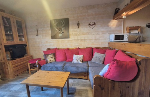 Les Deserts Apartment | Appartement familial au Revard – Vue imprenable et accès direct aux pistes