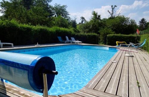Blaignac Apartment | Appartement familial à Blaignac avec Piscine 100m² 8 personnes