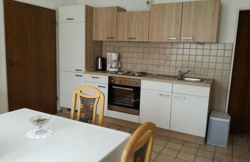 Visquard Apartment | Appartement/fewo Unten, Dusche, WC, 2 Schlafräume - Bloem - Fewo Visquard
