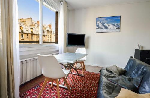 Quartier de la Folie-Mericourt Apartment | Appartement Folie-Méricourt - Welkeys