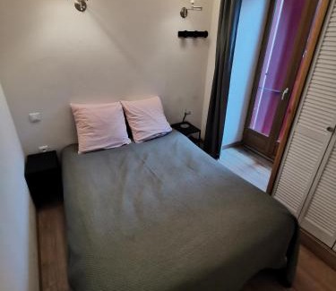 Ax-les-Thermes Apartment | Appartement Fontargente