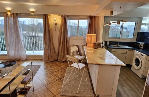 Republique–Point-du-Jour Apartment | Appartement chaleureux Belle vue Proche de Paris