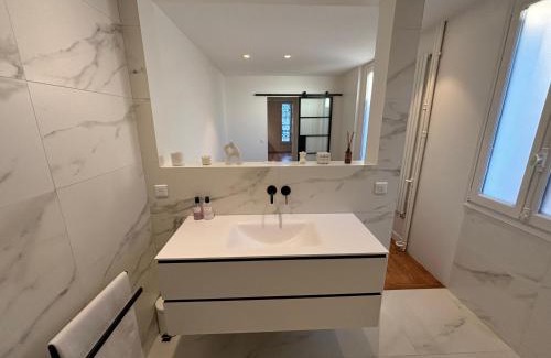 Prince–Marmottan Apartment | Appartement design avec terrasse