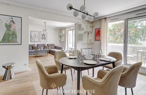 Parchamp–Albert Kahn Apartment | Appartement Luxe - 5 Chambres aux Portes de Paris