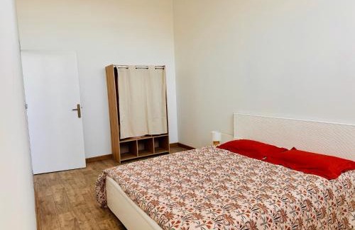Chalons-en-Champagne Apartment | Appartement Champagne