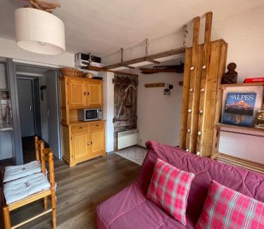 Champagny-en-Vanoise Apartment | Appartement 4 à 6 P proche télécabine et centre