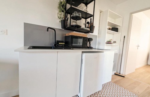 Chasseneuil-du-Poitou Apartment | Appartement neuf à côté du FUTUROSCOPE et de l'Arena