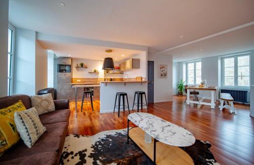 Cherbourg-en-Cotentin Apartment | Appartement de 80 m2 en centre-ville proche parking gratuit