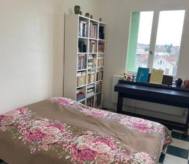 Cosne-Cours-sur-Loire Apartment | Appartement agréable Cosne- Cours- sur- Loire