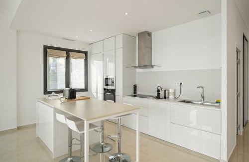 Roquebrune-Cap-Martin Apartment | Appartement vue sur Mer aux portes de Monaco Hôtel Le Roquebrune