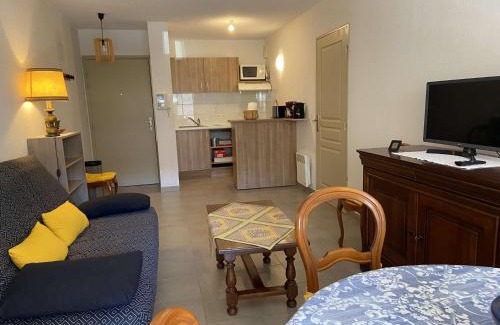 La Bouverie Apartment | Appartement 2P avec terrasse, piscine et parking privé - Proche plages du Var - FR-1-226A-138