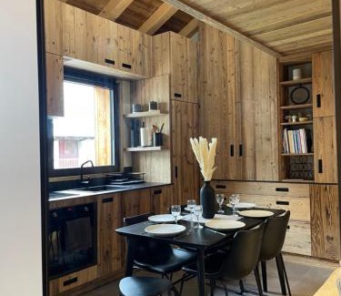 Saint-Sorlin-d'Arves Apartment | Appartement duplex neuf en hyper centre station - 6 personnes