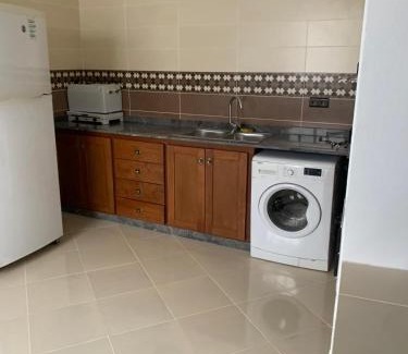 Iaazzanene Apartment | Appartement Frankfurt