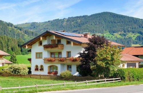 Am Feuersang Apartment | Appartement-Gästehaus Ursula