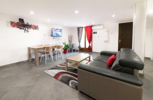 Meyzieu Apartment | Appartement Gardhenn Stadium LCLD Arena Groupama Lyon