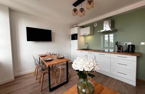 Sainte-Mere-Eglise Apartment | Appartement Gordon Smith, en plein centre, 4 pers