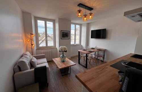 Sainte-Mere-Eglise Apartment | Appartement Gordon Smith, en plein centre, 4 pers
