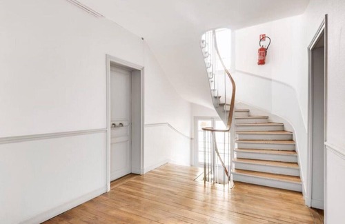 Montrouge Apartment | Appartement Grand Volume Sis à Montrouge