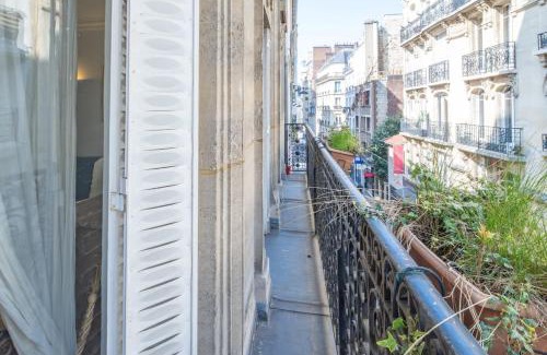 Ternes Apartment | Appartement Haussmannien Étoile