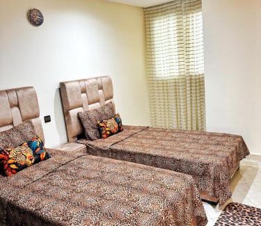 Quartier Maamora Apartment | Appartement haut de gamme centre ville Iptv Netflix & Parking