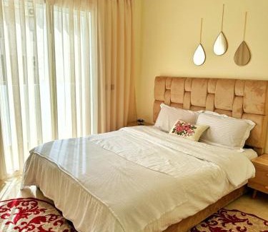 Quartier Maamora Apartment | Appartement haut de gamme centre ville Iptv Netflix & Parking