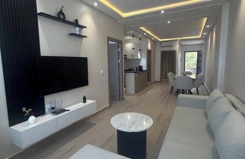 Tangier Apartment | Appartement Haut Standing, vue sur la Marina de Tanger