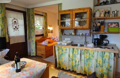 Seeboden Apartment | Appartement Heide Garten- und Bergblick für 2-4 - Apartments Krista