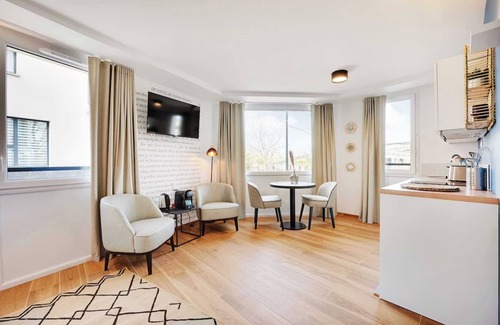 Vanves Apartment | Appartement Henri #22 - Rooftop & Air conditioning