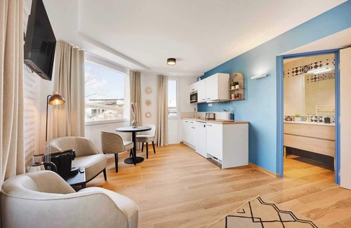 Vanves Apartment | Appartement Henri #42 - Rooftop & Air conditioning