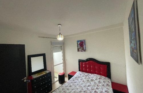 Oulad Azzouz Apartment | Appartement in Casablanca close to the beach