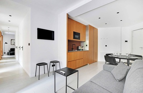 Quartier de la Folie-Mericourt Apartment | Appartement in heart of Paris Marais/Republique