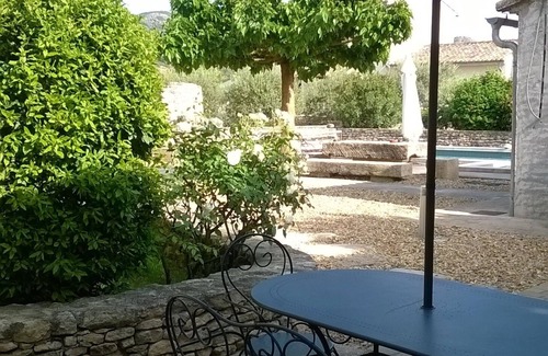 Cavaillon Apartment | Appartement Indépendant Avec Piscine vue Luberon