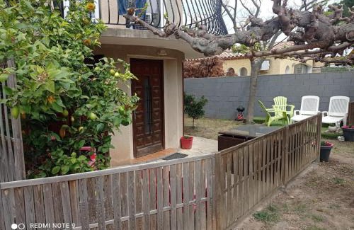 Laroque-des-Alberes Apartment | Appartement, jardin, piscine, à 15 minutes mer et Espagne