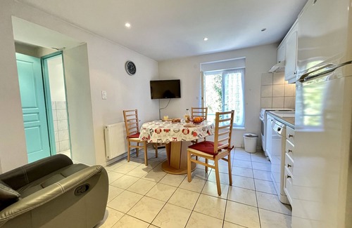 Forges-les-Bains Apartment | Appartement Joséphine