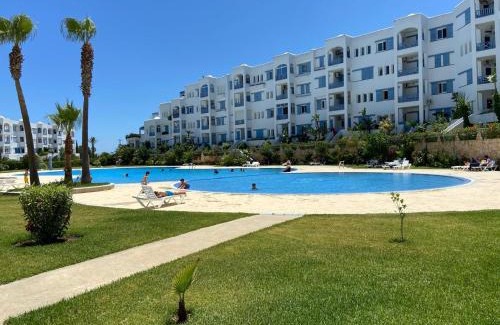 Marina Smir Apartment | Appartement K13, Jawhara Smir, vue sur montagne et vue sur mer