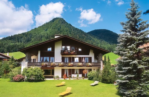 Ruhpolding Apartment | Appartement Kirchberg 32qm, Balkon, Kochnische, 1 Wohnschlafzimmer, Nr. 3 Wlan