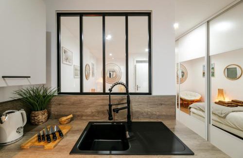 Saint-Mathieu Apartment | Appartement “La Bohème” plein centre historique